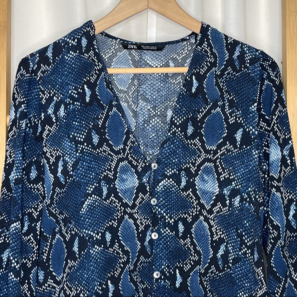 SOLD Zara Blue Snake Print V Neck Button Front Dress S - Picture 5 of 11